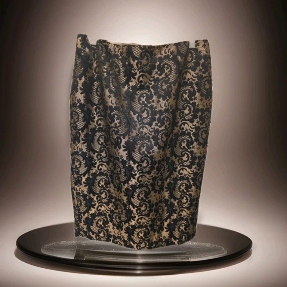Pre-loved Worthington Women's Black Gold Jacquard Pencil Skirt Lined Skirt Sz 12
